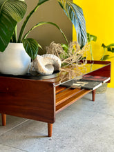 Load image into Gallery viewer, DS Vorster Coffee table