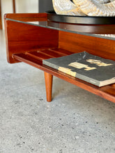 Load image into Gallery viewer, DS Vorster Coffee table