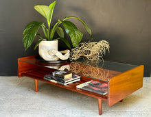 Load image into Gallery viewer, DS Vorster Coffee table