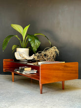 Load image into Gallery viewer, DS Vorster Coffee table