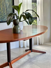 Load image into Gallery viewer, Tabraham for Vorster Extendable Dining Table