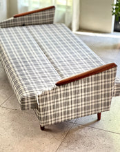 Load image into Gallery viewer, Retro Sleeper Couch