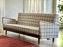 Load image into Gallery viewer, Retro Sleeper Couch