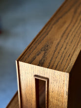 Load image into Gallery viewer, Small Vintage Bookshelf