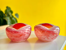 Load image into Gallery viewer, Kreiss Art Glass bowl