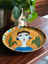 Load image into Gallery viewer, Vintage Pottery Plate