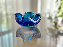 Load image into Gallery viewer, Archimede Seguso Murano Italy Art Glass Bowl