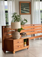 Load image into Gallery viewer, Walnut King Bed Set