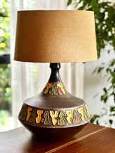 Load image into Gallery viewer, Retro Occasional Table Lamp