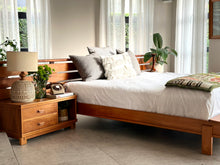 Load image into Gallery viewer, Walnut King Bed Set