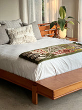 Load image into Gallery viewer, Walnut King Bed Set