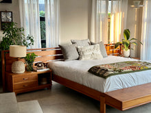 Load image into Gallery viewer, Walnut King Bed Set
