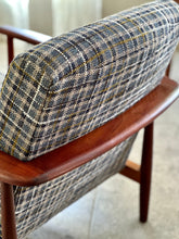 Load image into Gallery viewer, Pair Of Mid-Century Armchairs