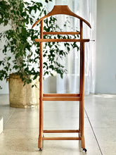 Load image into Gallery viewer, Vintage Beechwood Dumb Valet