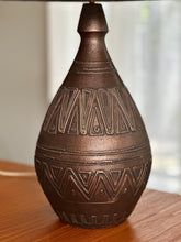 Load image into Gallery viewer, Retro Occasional Table Lamp