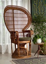 Load image into Gallery viewer, Vintage Peacock Chair