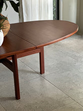 Load image into Gallery viewer, MCM Extendable Dining Set with 6 Chairs