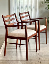 Load image into Gallery viewer, John Tabraham for Kallenbach: Stunning Set of Six Dining Chairs