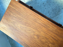 Load image into Gallery viewer, Retro Multipurpose Cabinets / Pedestals