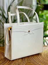 Load image into Gallery viewer, Vintage Handbags