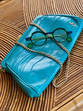 Load image into Gallery viewer, Vintage Handbags