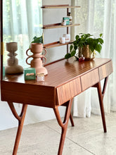 Load image into Gallery viewer, Novocraft Dressing Table & Stool