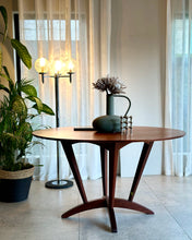Load image into Gallery viewer, Mid-Century Round Dining Table