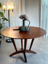 Load image into Gallery viewer, Mid-Century Round Dining Table