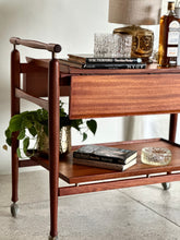 Load image into Gallery viewer, Extendable Mid-Century Drinks trolley