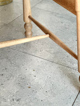 Load image into Gallery viewer, Vintage Drop-Side Dining Table