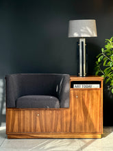 Load image into Gallery viewer, Retro Seat with Storage | Tel Table