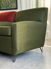 Load image into Gallery viewer, Pair of Retro Lounge Chairs