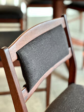 Load image into Gallery viewer, Dining Room Set - Round Table & Six Chairs