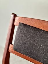 Load image into Gallery viewer, Dining Room Set - Round Table & Six Chairs