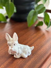 Load image into Gallery viewer, Westie - Scottish Terrier - Beswick