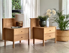 Load image into Gallery viewer, Pair of Oak Pedestals