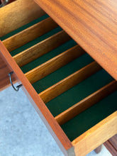 Load image into Gallery viewer, Retro Sideboard