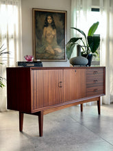 Load image into Gallery viewer, Retro Sideboard