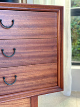 Load image into Gallery viewer, Retro Sideboard