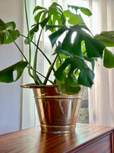 Load image into Gallery viewer, Vintage Brass Bucket/Planter