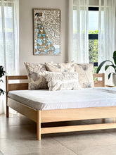 Load image into Gallery viewer, Retro King Size Bed