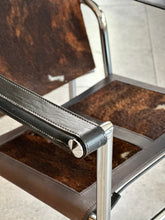 Load image into Gallery viewer, Le Corbusier LC1 Hide Sling Chair - Made in Italy - Replica