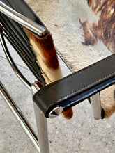 Load image into Gallery viewer, Le Corbusier LC1 Hide Sling Chair - Made in Italy - Replica
