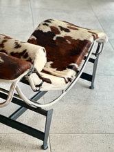 Load image into Gallery viewer, Iconic Le Corbusier Chaise Longue