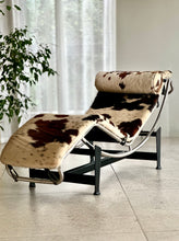 Load image into Gallery viewer, Iconic Le Corbusier Chaise Longue