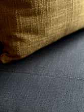Load image into Gallery viewer, Spindle-Back Two Seater Settee