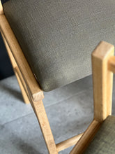 Load image into Gallery viewer, Set Of Four Vintage Bar Stools
