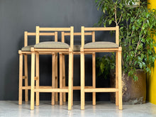 Load image into Gallery viewer, Set Of Four Vintage Bar Stools