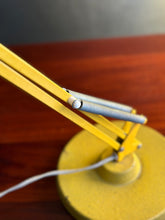 Load image into Gallery viewer, Retro Anglepoise Style Lamp