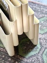 Load image into Gallery viewer, Model 4675 Magazine Holder by Giotto Stoppino for Kartell